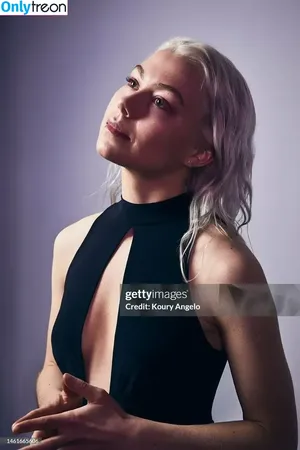 Phoebe Bridgers / phoebebridgers nude photo #0004