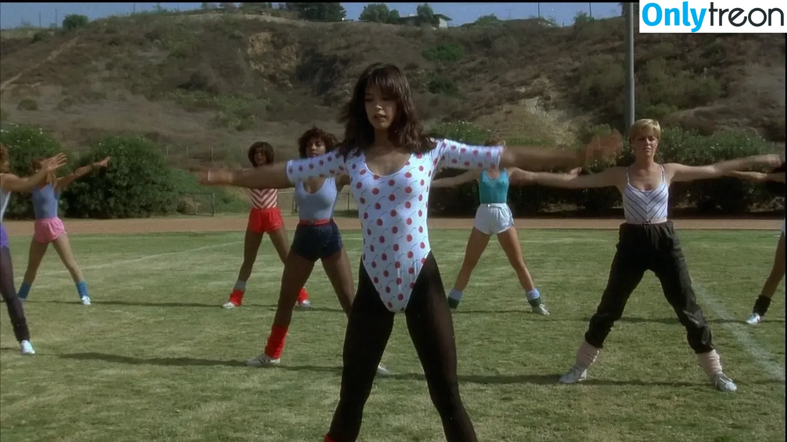 Phoebe Cates nude photo #0122 (PhoebeBCates / phoebecateskline)
