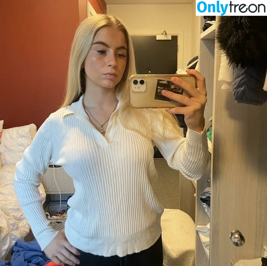 Phoebe Whitehouse nude photo #0002 (phoebe.whitehouse)