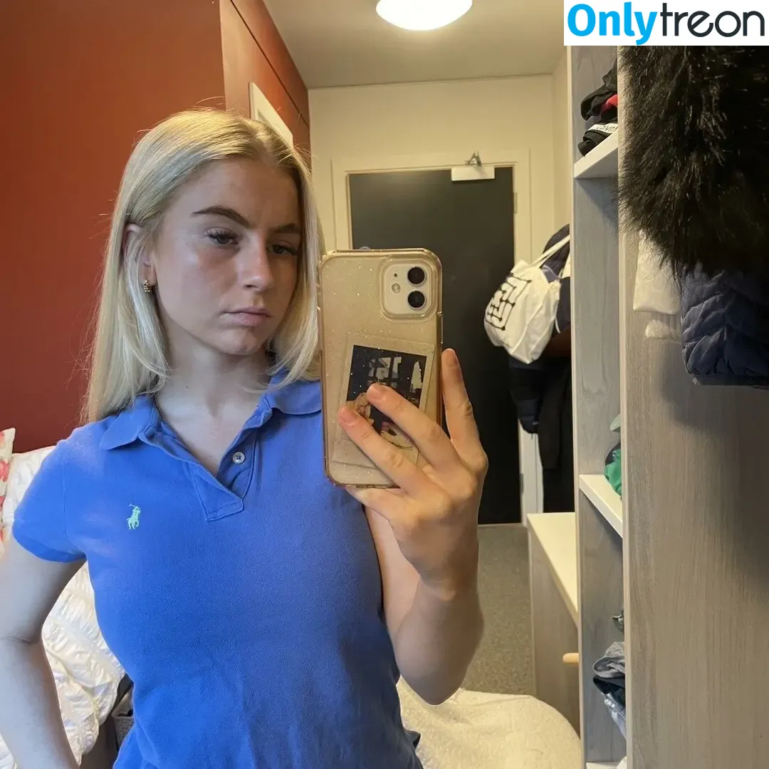 Phoebe Whitehouse nude photo #0005 (phoebe.whitehouse)