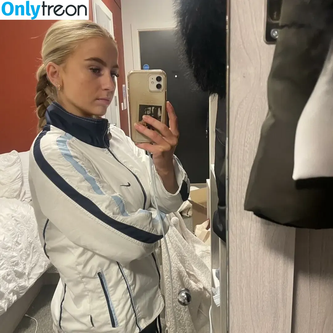 Phoebe Whitehouse nude photo #0012 (phoebe.whitehouse)