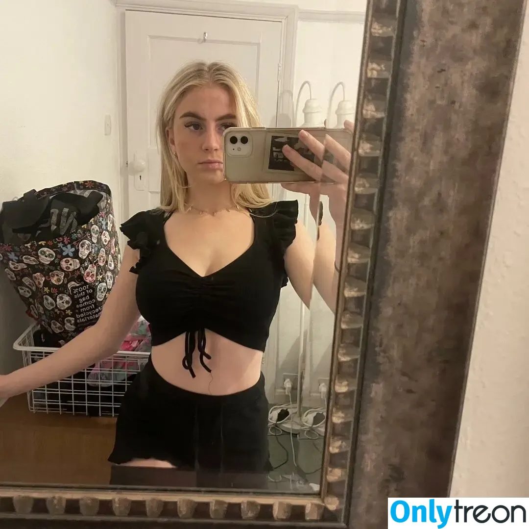 Phoebe Whitehouse nude photo #0048 (phoebe.whitehouse)