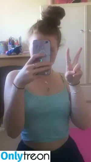 phoebeisginger / Phoebe / englishphoebex nude photo #0112