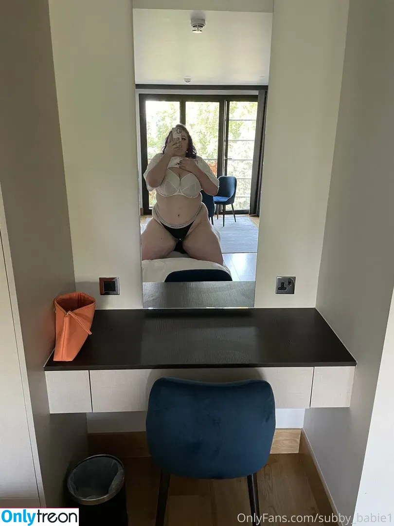 phoebetheunistudent nude photo #0055 (unironicfeminism)