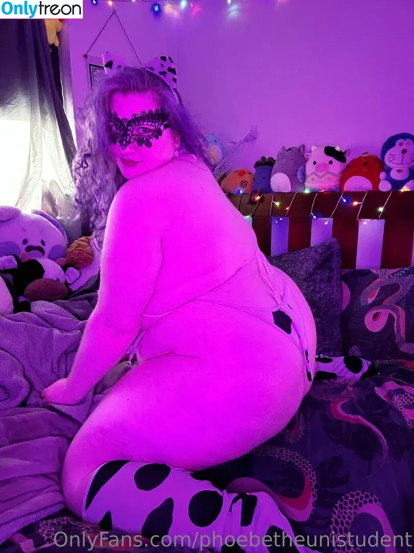 phoebetheunistudent nude photo #0156 (unironicfeminism)