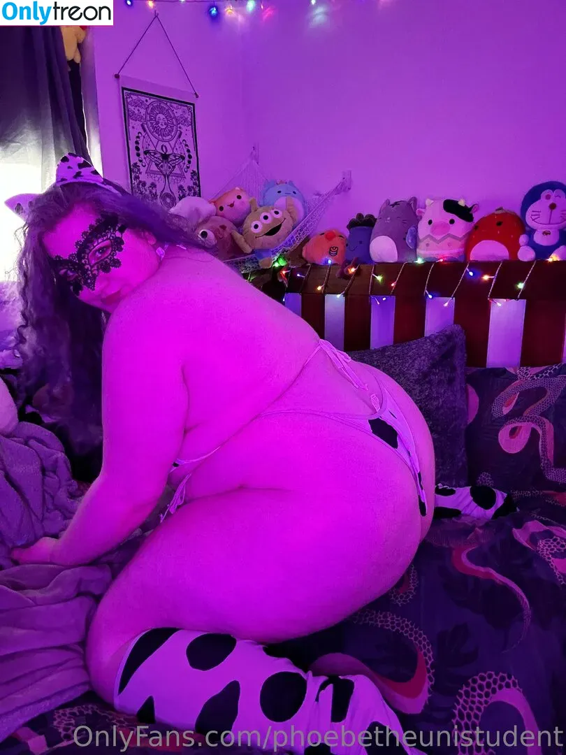 phoebetheunistudent nude photo #0161 (unironicfeminism)