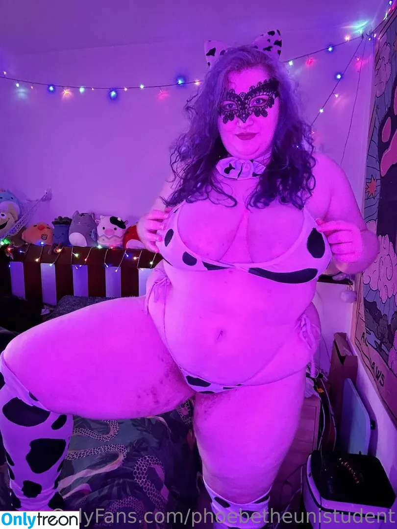 phoebetheunistudent nude photo #0179 (unironicfeminism)