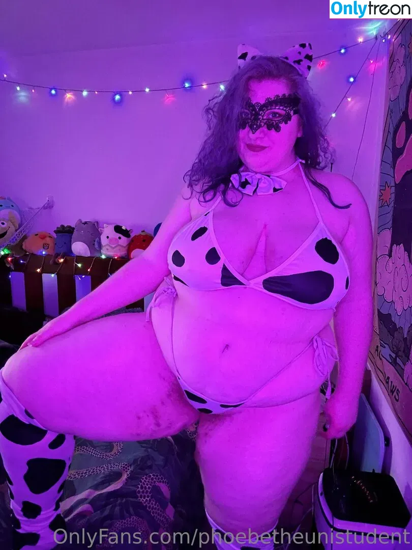 phoebetheunistudent nude photo #0183 (unironicfeminism)