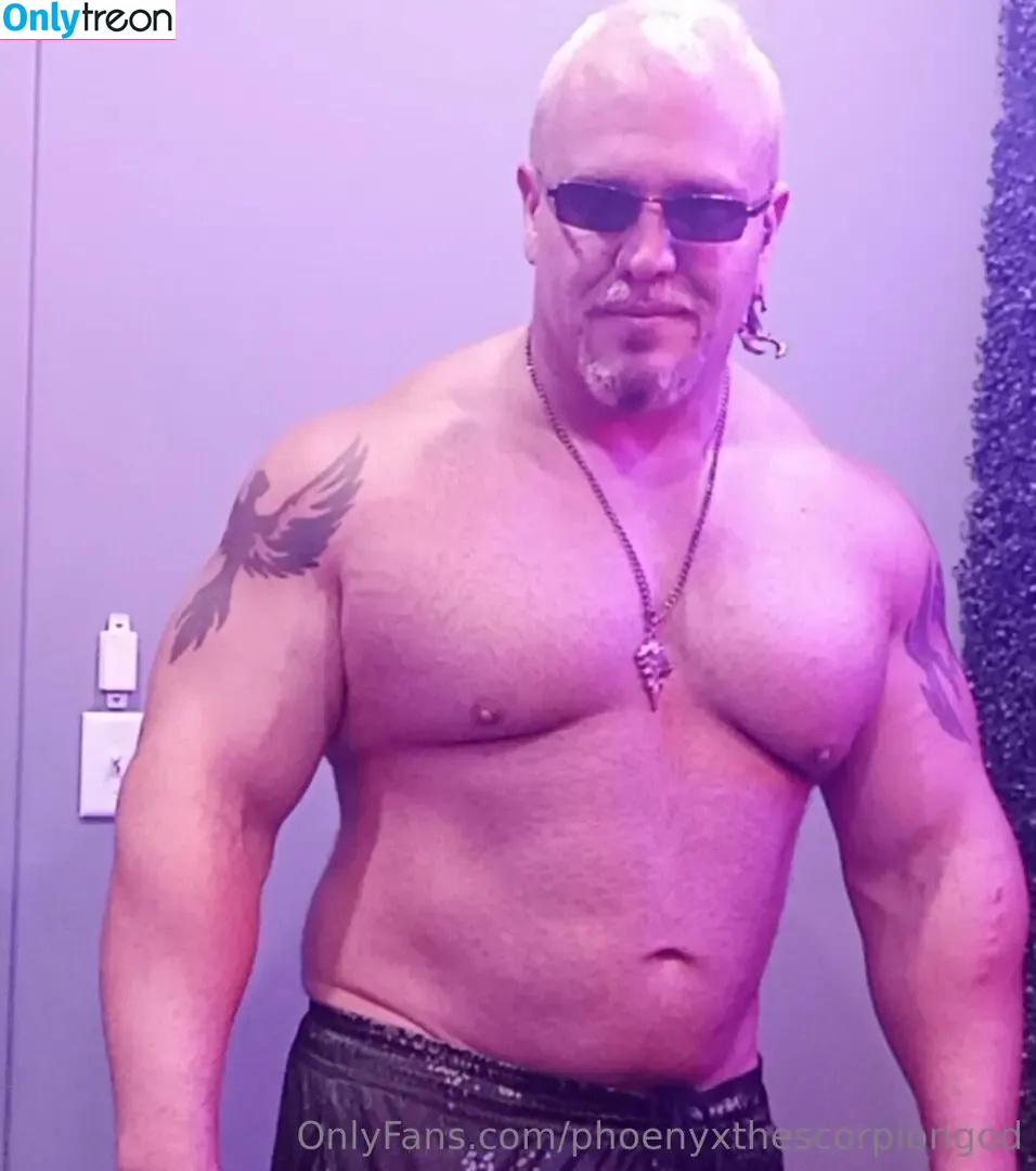 phoenyxthescorpiongod nude photo #0002 (phoenyxthescorpiongod)