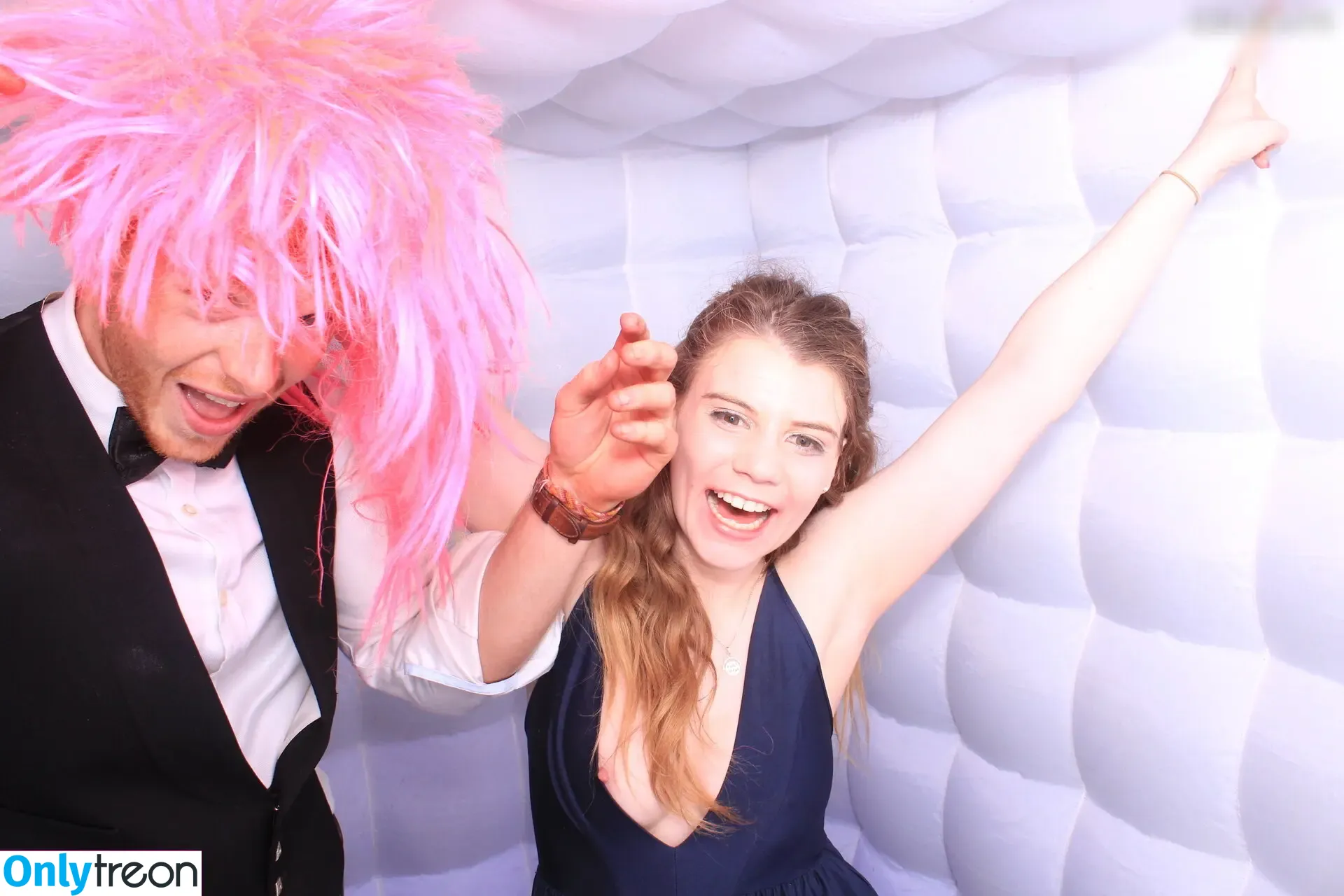 Photobox Flashes nude photo #0020 (Photobox Flashes)