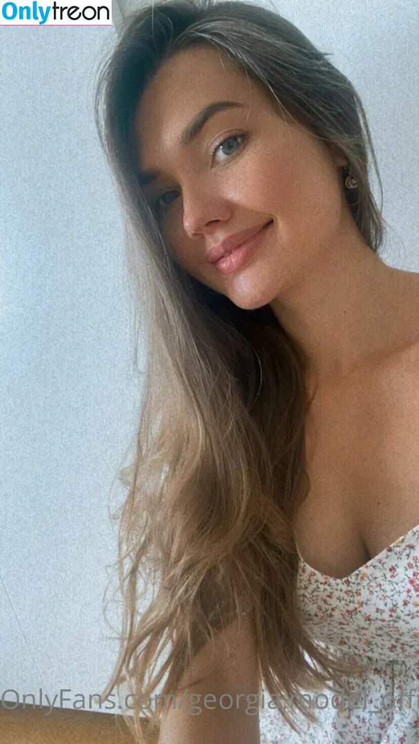 photopolli nude photo #0119 (Georgia / _photopolli_ / georgia.model_official)
