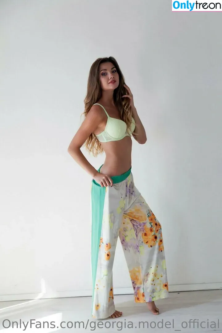 photopolli nude photo #0176 (Georgia / _photopolli_ / georgia.model_official)