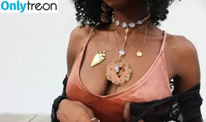 Phylia Calloway / Chocolatekittyx / lia calloway / phyliascloset nude photo #0082