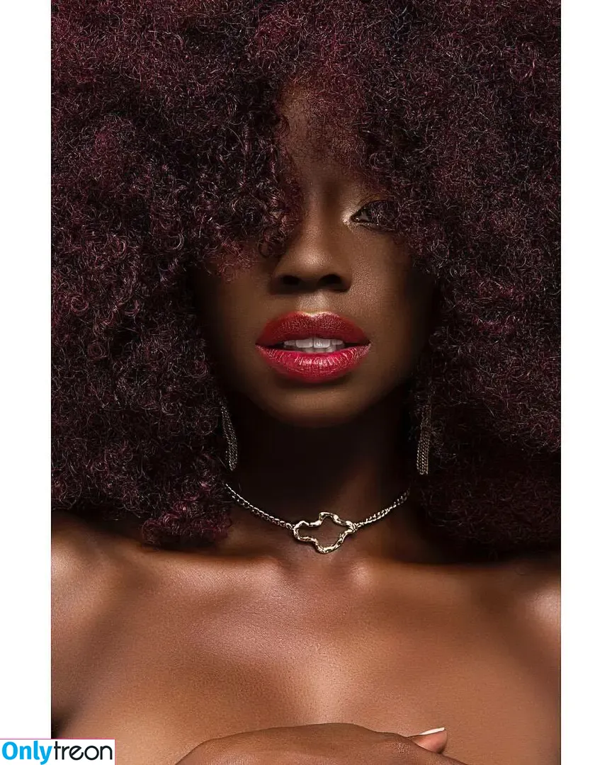 Phylia Calloway nude photo #0014 (Chocolatekittyx / lia calloway / phyliascloset)
