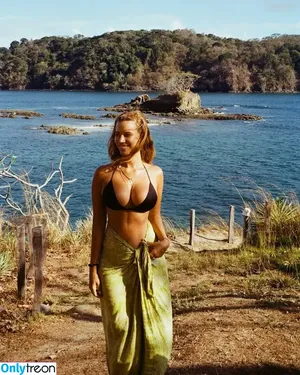 pia__kim / pia volckmann / pia_xv nude photo #0146