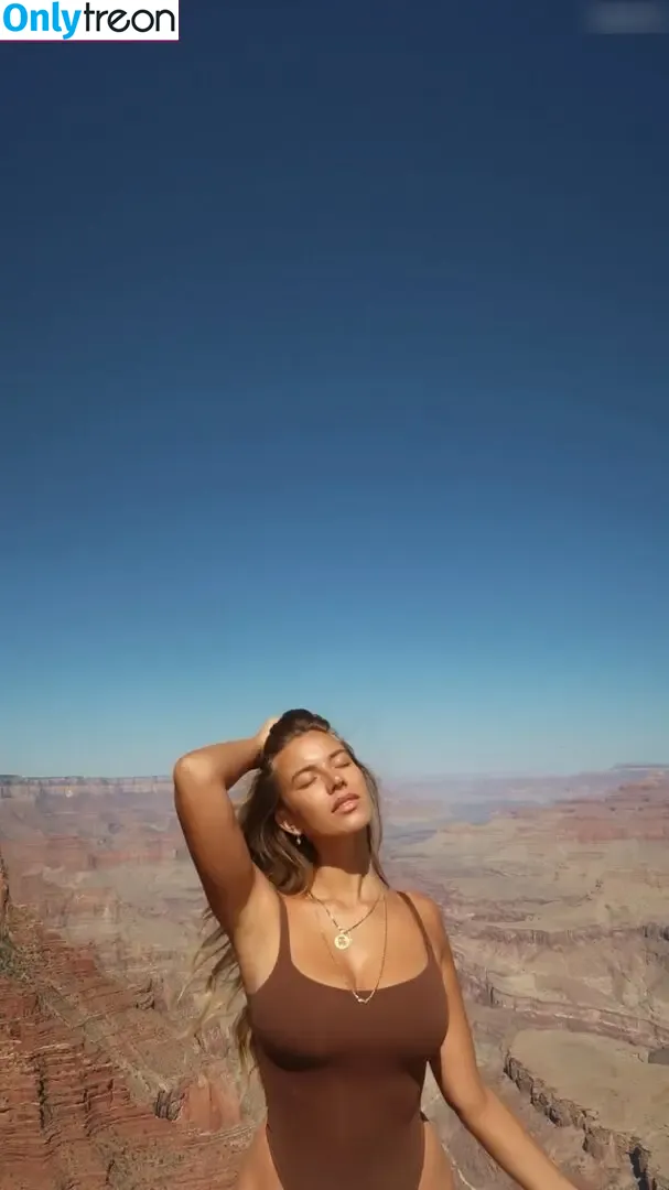 Pia Volckmann nude photo #0115 (Pia__kim)