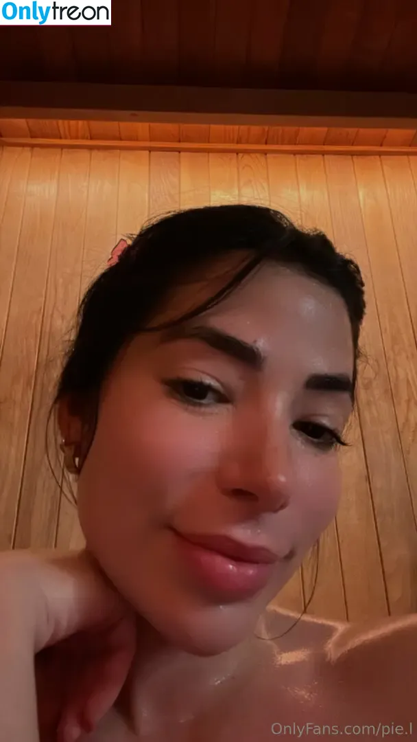 pie.l nude photo #0055 (pie.aina)