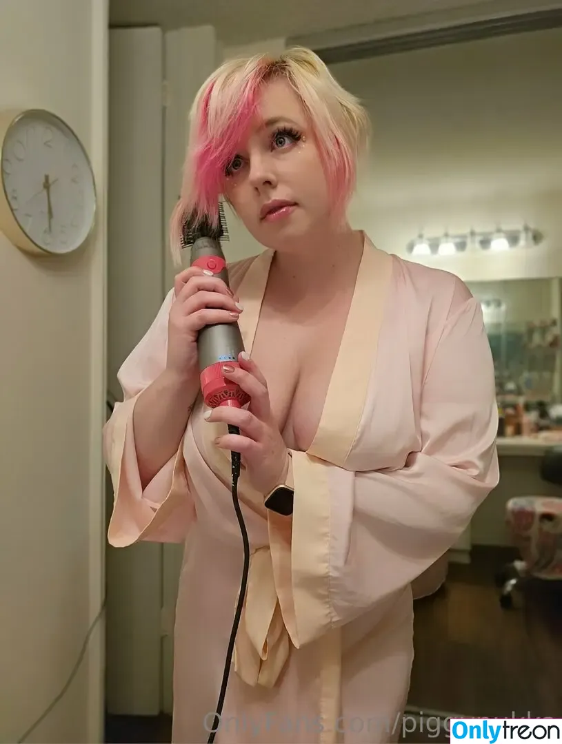 piggynukka nude photo #0325 (piggynukka)