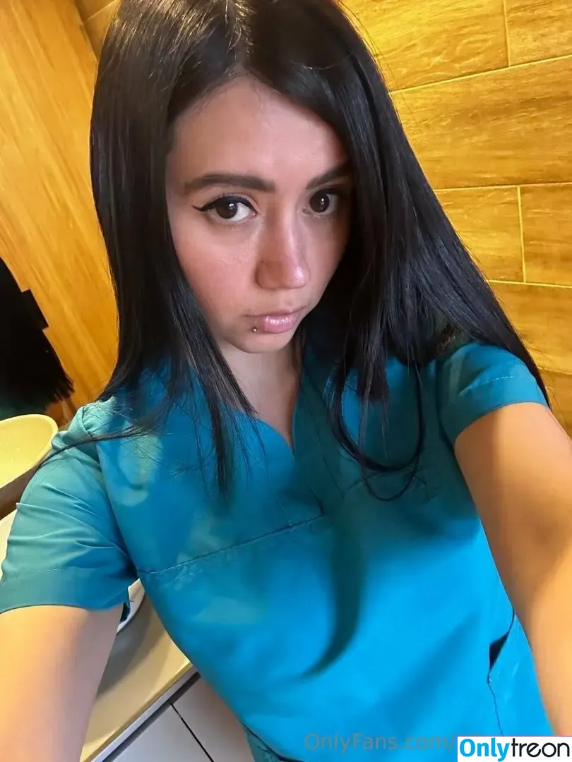 pilar.nurse nude photo #0344 (nurse.pilar)