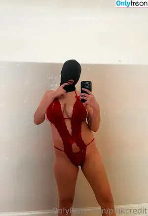 Pinkcredit / Imlaurencruz nude photo #0011
