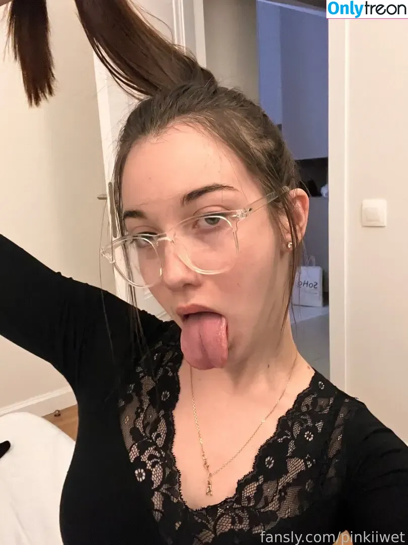 pinkiiwet nude photo #0013 (alina__rio)