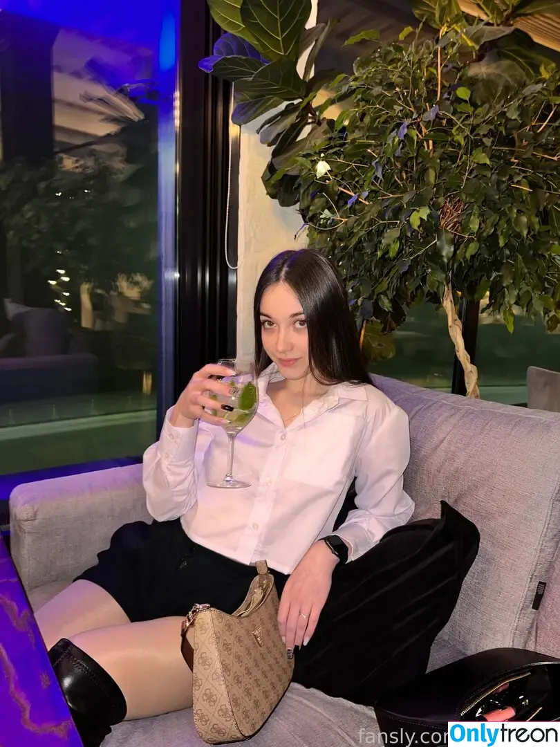 pinkiiwet nude photo #0019 (alina__rio)
