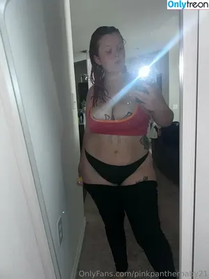 pinkpantherbaby21 / pinkpantheress nude photo #0197