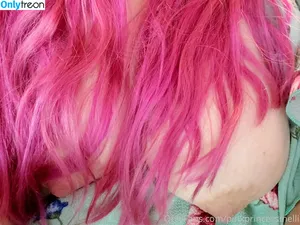 pinkprincessmelli / pinkprincessgram nude photo #0001