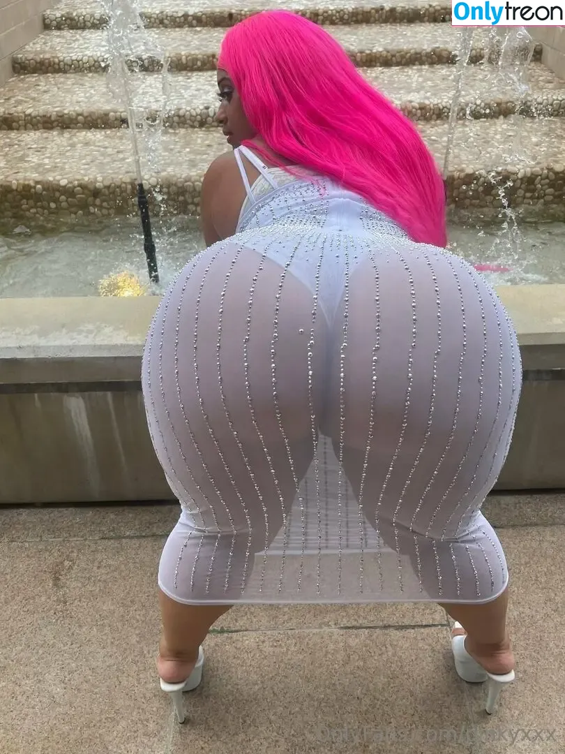 PinkyXXX nude photo #0899 (Website / pinkyfitness)