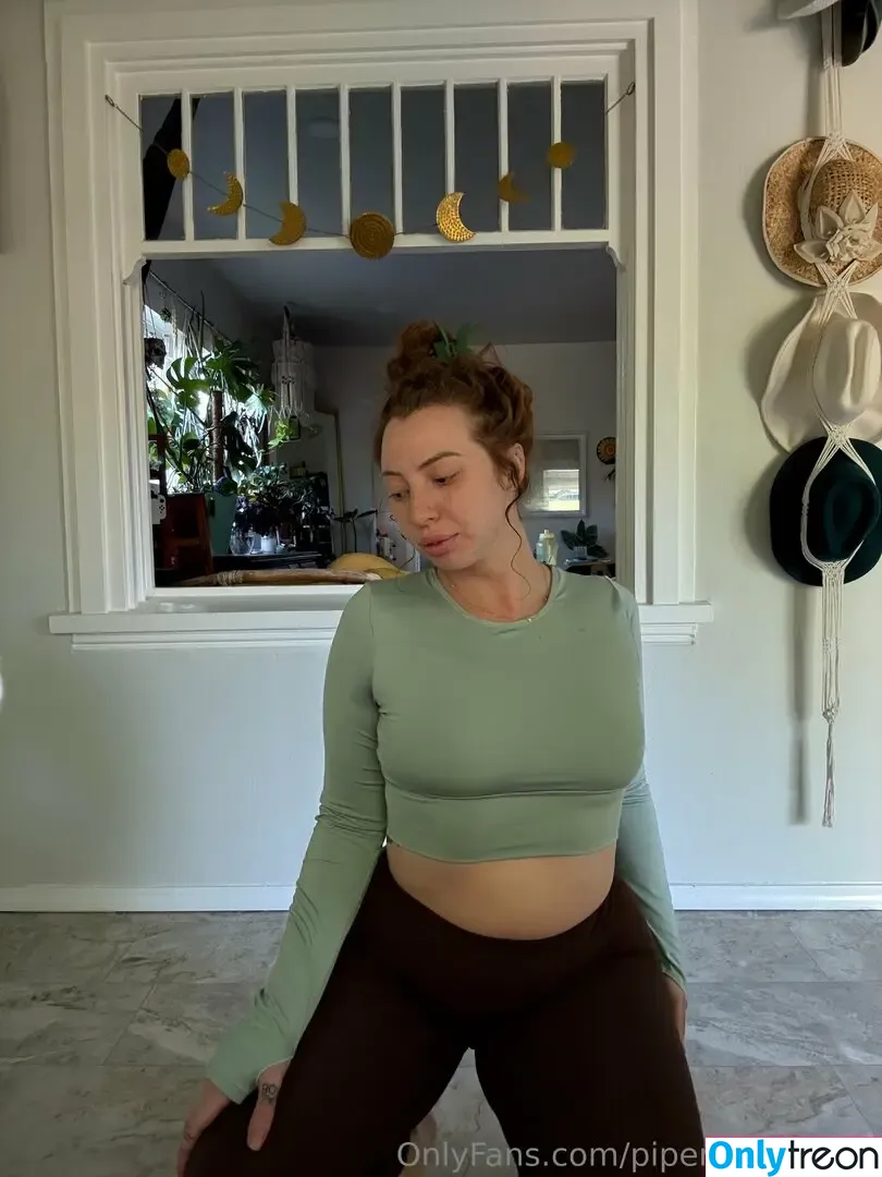 PiperMaePeach nude photo #0307 (pipermach / pipermaepeachy)