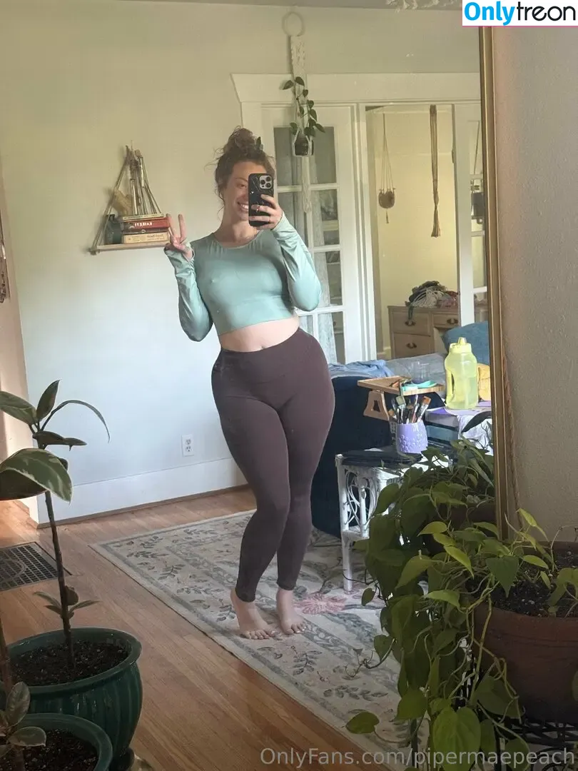PiperMaePeach nude photo #0318 (pipermach / pipermaepeachy)