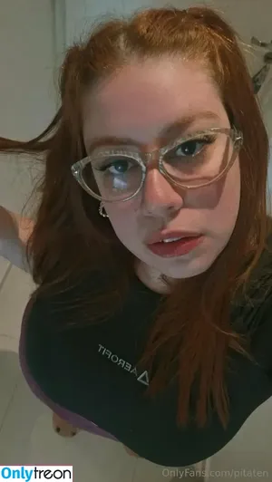  nude photo #0002
