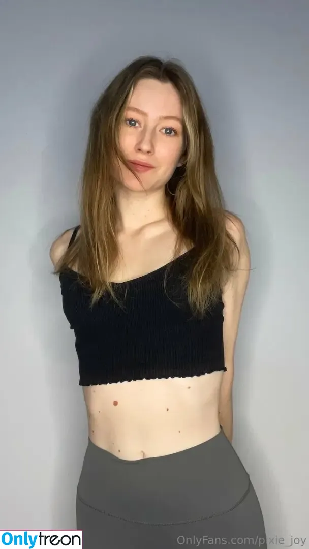 pixie_joy nude photo #0004 (pixie_joy_)