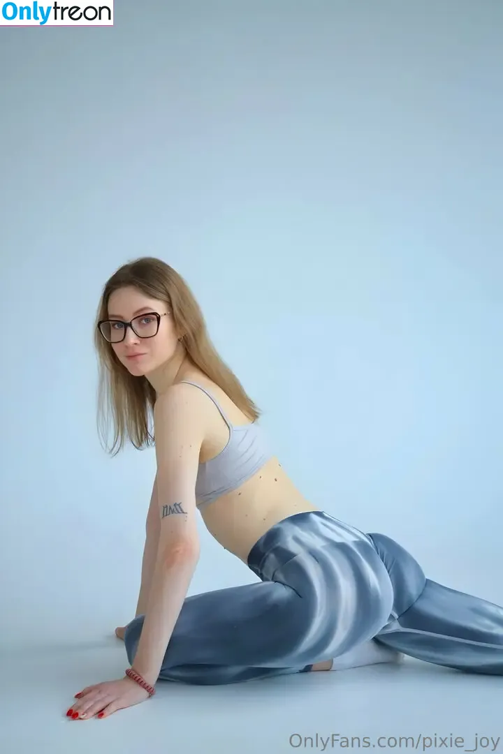pixie_joy nude photo #0018 (pixie_joy_)