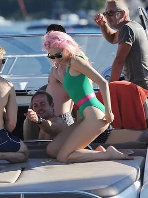 Pixie Lott / pixielott nude photo #0202