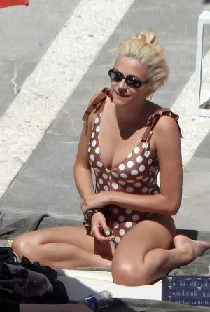 Pixie Lott / pixielott nude photo #0213