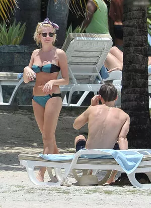 Pixie Lott / pixielott nude photo #0236