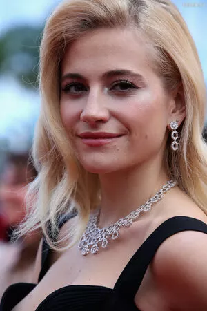 Pixie Lott / pixielott nude photo #0332