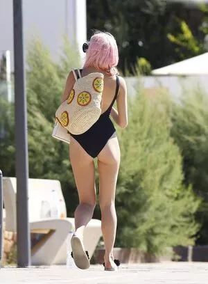 Pixie Lott / pixielott nude photo #0337