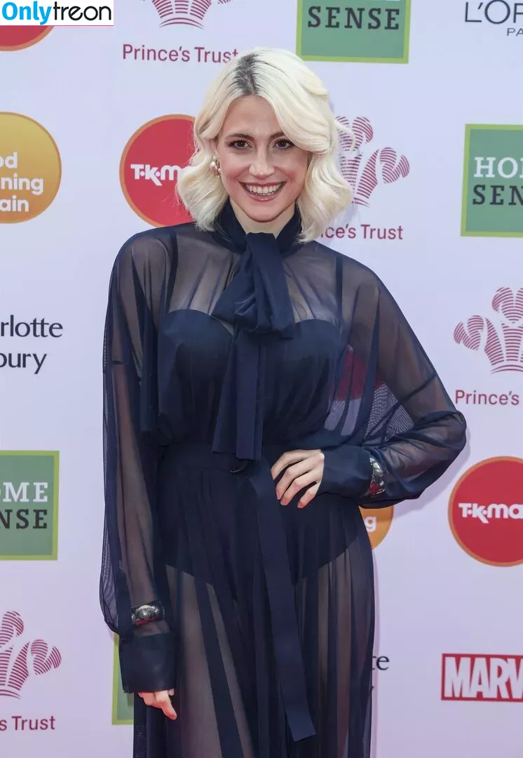 Pixie Lott nude photo #0038 (pixielott)