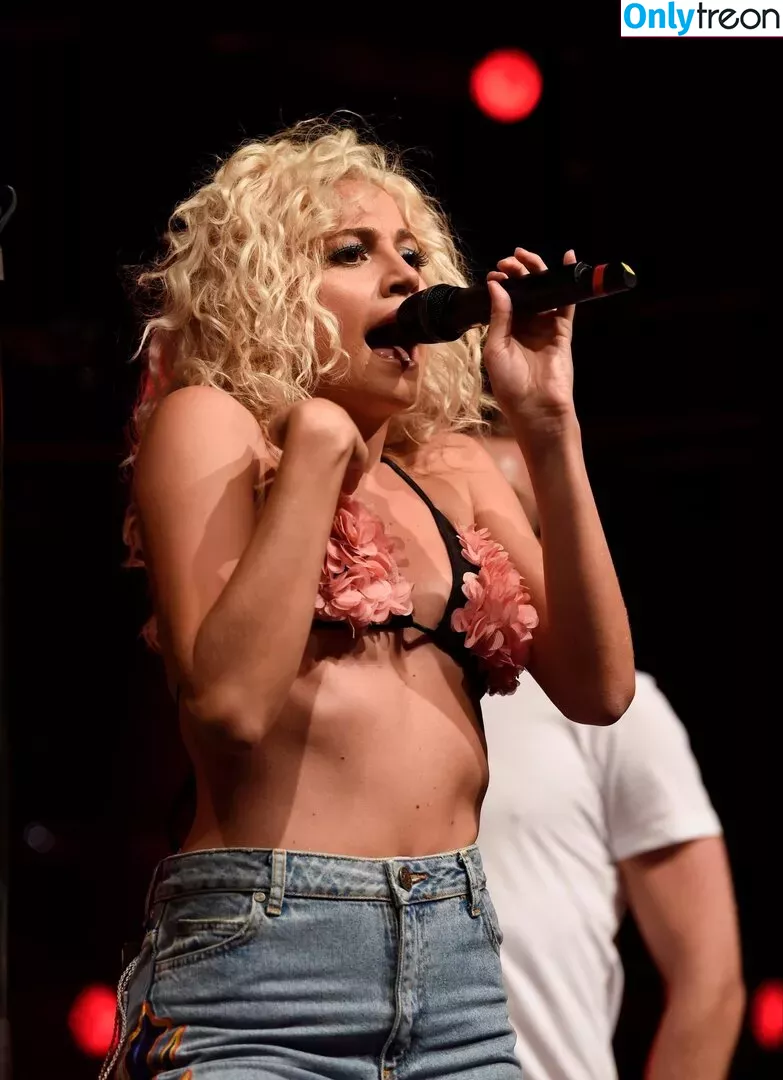 Pixie Lott nude photo #0166 (pixielott)