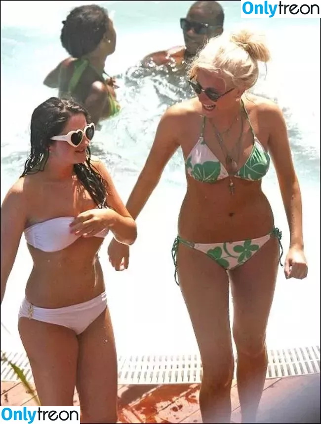 Pixie Lott nude photo #0232 (pixielott)