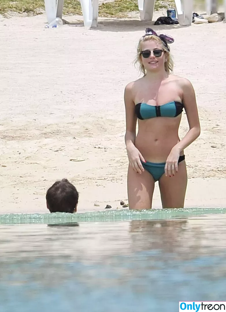 Pixie Lott nude photo #0239 (pixielott)