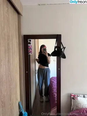  nude photo #0007
