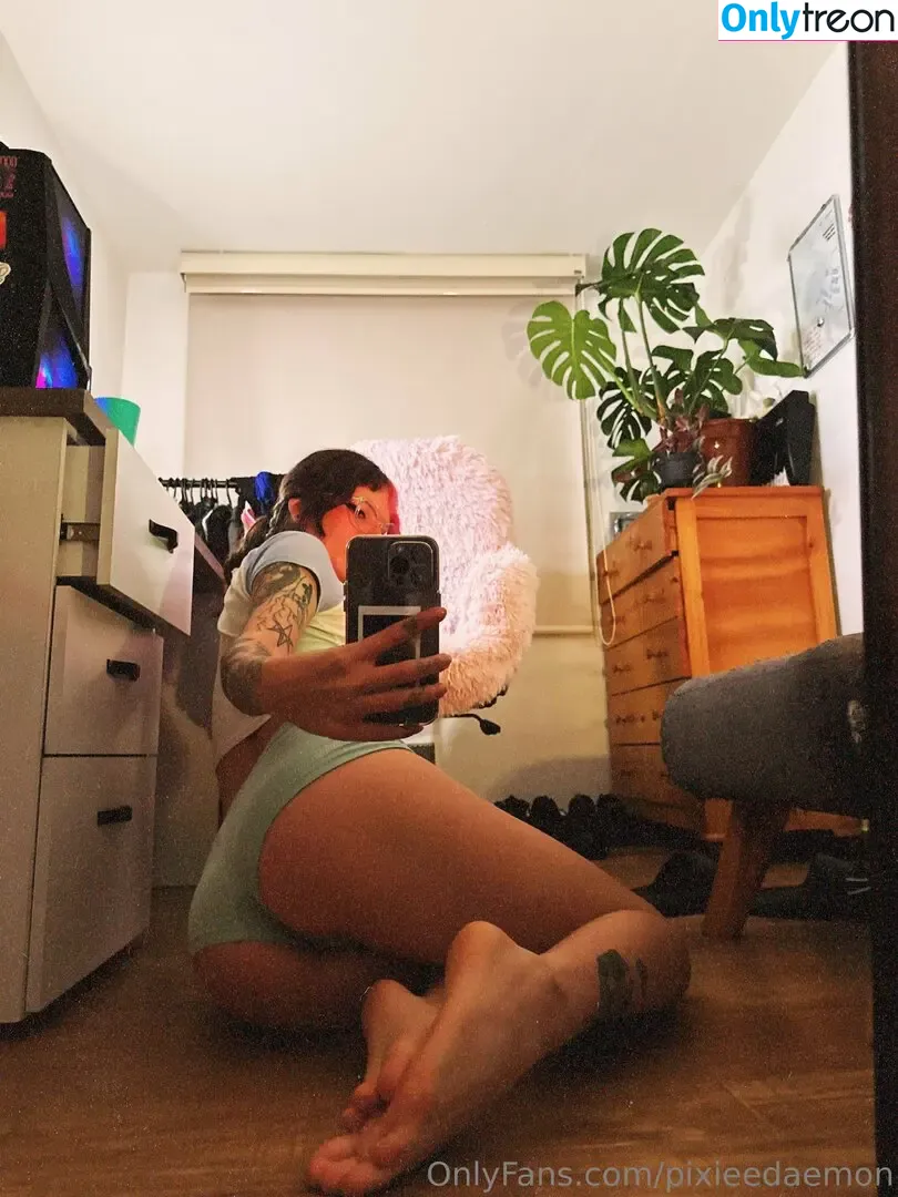 pixieedaemon nude photo #0005 (pixieedaemon)