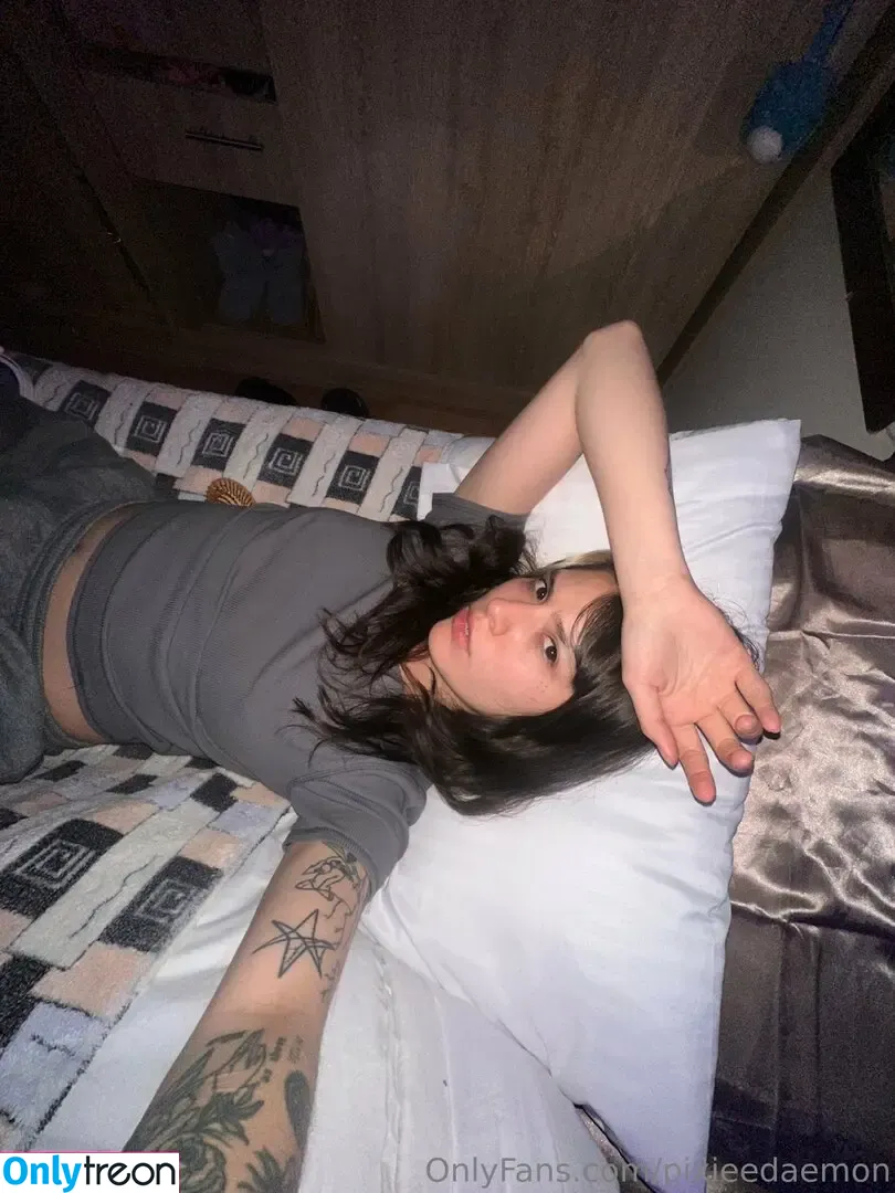 pixieedaemon nude photo #0016 (pixieedaemon)