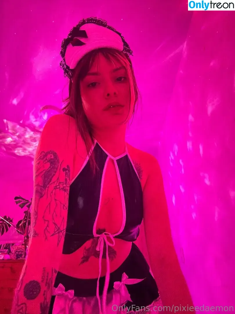 pixieedaemon nude photo #0017 (pixieedaemon)