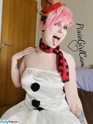 pixiegirlcam / maryelrochin nude photo #0004