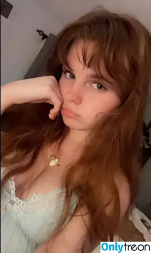 pixiestarstuff / Maddie / Saderrall nude photo #0001