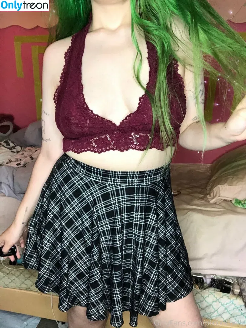 pixxxiebelle nude photo #0089 (thepixiebelles)